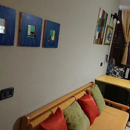 아파트 Apartament 20m Beachfront Near Kamelia 3 *
